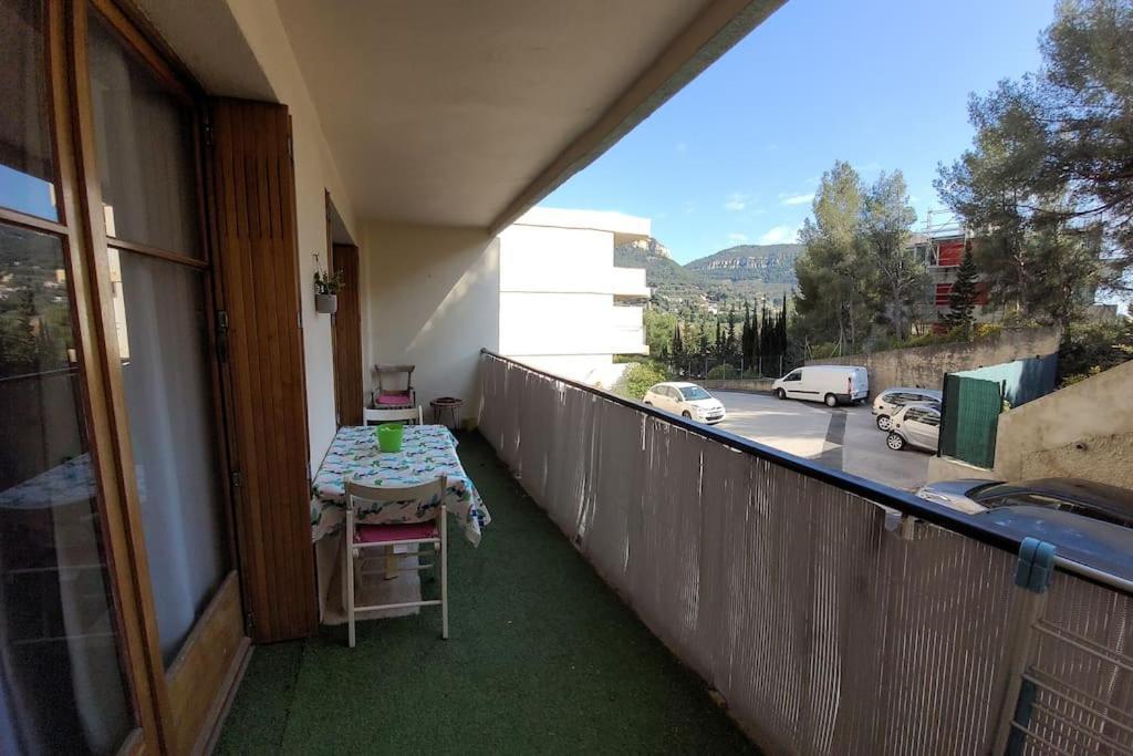 Au Calme, 200M Du Centre T2 Avec Balcon Et Parking Apartment Cassis Exterior photo